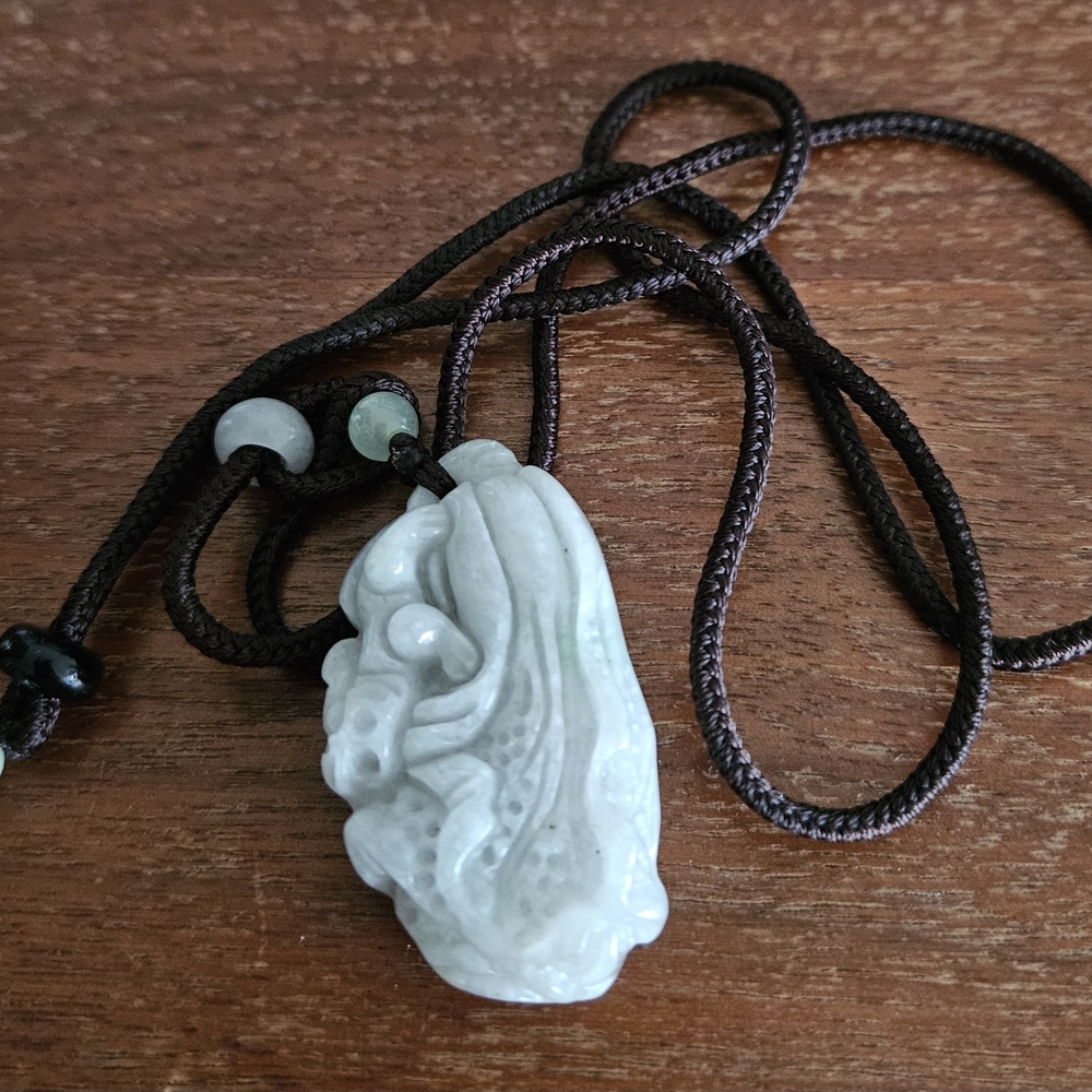 White Pendant Cabbage like Shape Necklace